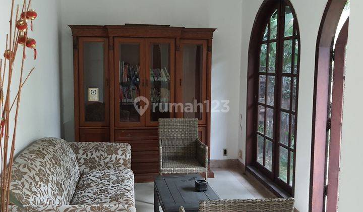 Rumah 2 Lantai di Jalan Barito Surabaya 4