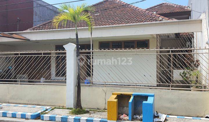 Rumah Asri Selangkah Dari Plasa Marina Surabaya 1