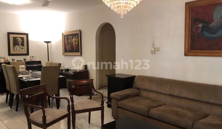 Dijual Rumah terletak di Area Komersil Mampang Prapatan, Jakarta Selatan 2