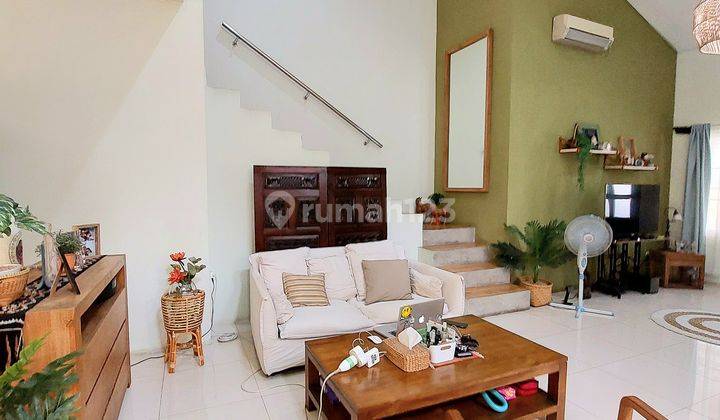 Rumah Cantik Full Renovasi dekat Gandaria City Jaksel