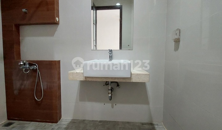 Rumah Minimali Modern Siap Huni di The Green BSD City. Tangsel