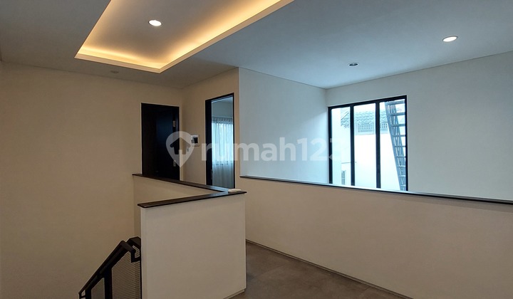 Rumah Industrial siap huni di lokasi terbaik bintaro jaya sektor 9