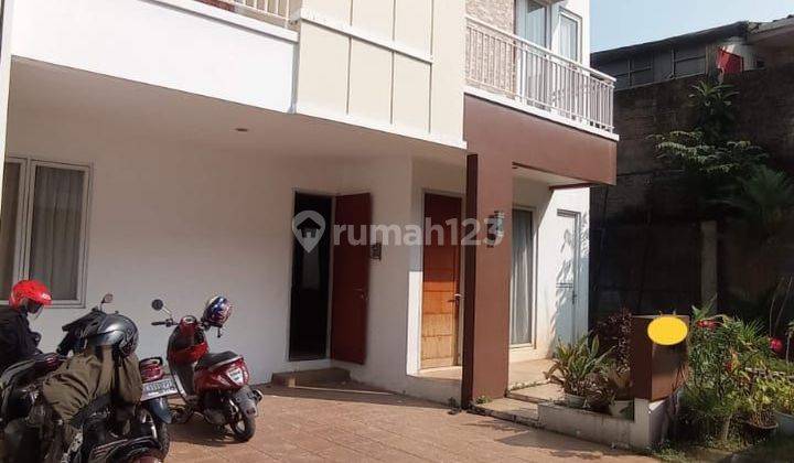 Rumah Modern Minimalis  Kondisi Bagus Dalam Cluster Area Sektor 9 1