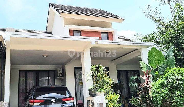 Rumah Hoek Siap Huni Dekat ke Pintu Tol Di Graha Raya Bintaro 1