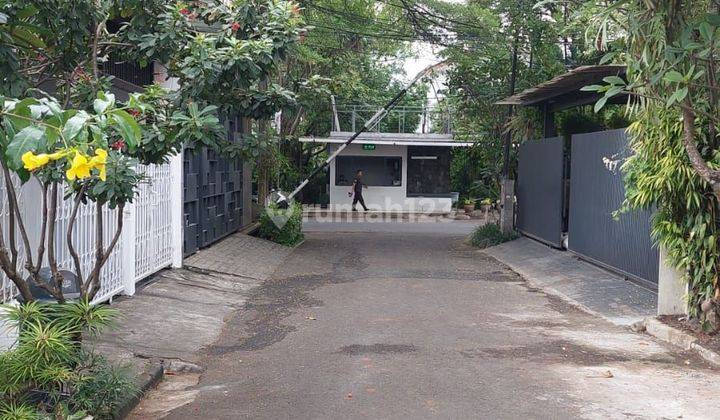 Rumah dengan Lokasi Sangat Strategis di Bintaro Jaya Sektor 2 2