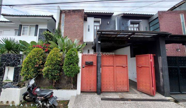 DIJUAL RUMAH MINIMALIS MODERN Cigadung Dago Kota Bandung 1