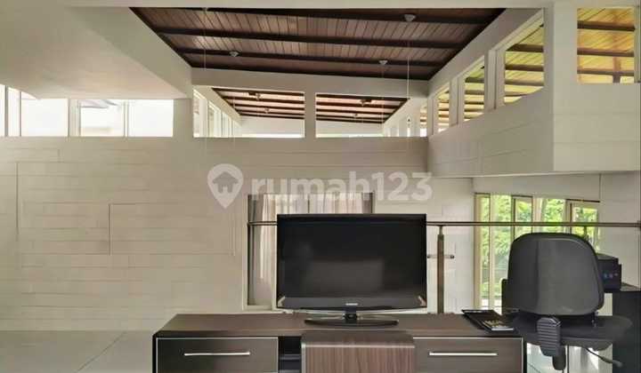 Dijual Rumah di Setra Duta Bandung Lokasi Strategis dan Akses Mudah 2