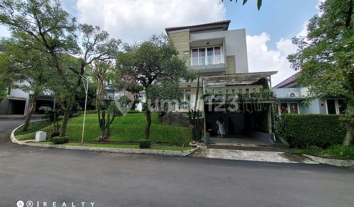 RUMAH MODERN HARGA DIBAWAH PASAR di Cigadung Dago Bandung