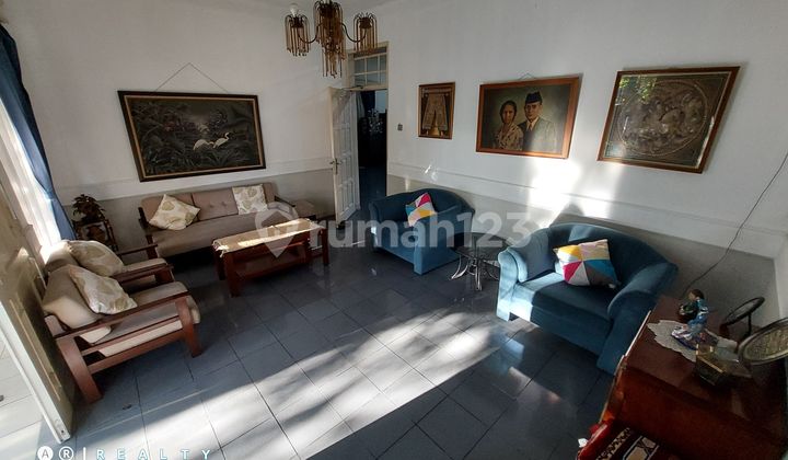 RUMAH MAINROAD DEKAT GRIYA ARCAMANIK BANDUNG Lokasi Strategis Pusat Kuliner 2