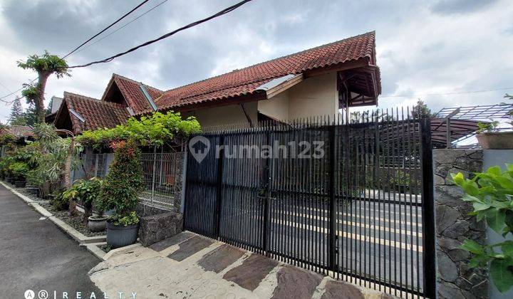 Dijual Rumah Classic Murah Cigadung Dago Lokasi Strategis Dekat Kampus Itb Taman Sari Bandung 1