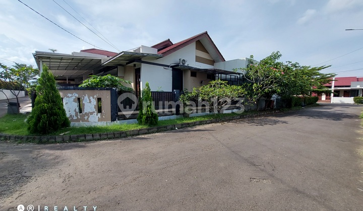 Dream Home at Puri Dago Mas Antapani Bandung, Strategic Location with Complete Facilities 2
