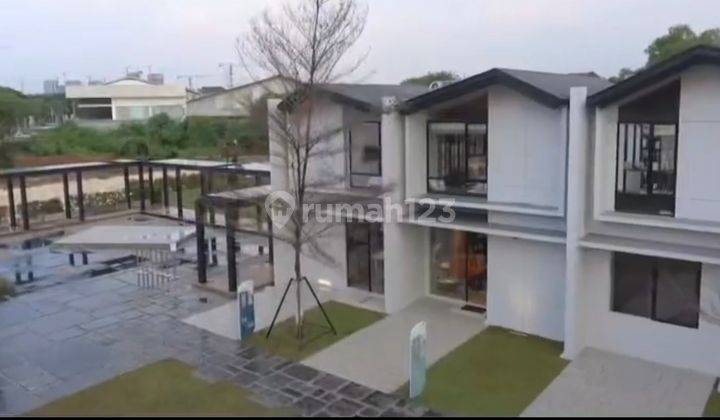 Rumah 2 Lantai Baru di Uptown Estate Lippo Cikarang, Bebas Banjir 2