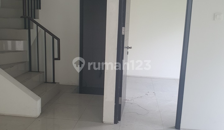 For Sale Ready-to-Occupy Summer Terrace House Lippo Cikarang - Big Independence Day 2025 Promo Discount For Sale Ready-to-Occupy Summer Terrace House Lippo Cikarang - Big Independence Day 2025 Promo Discount
