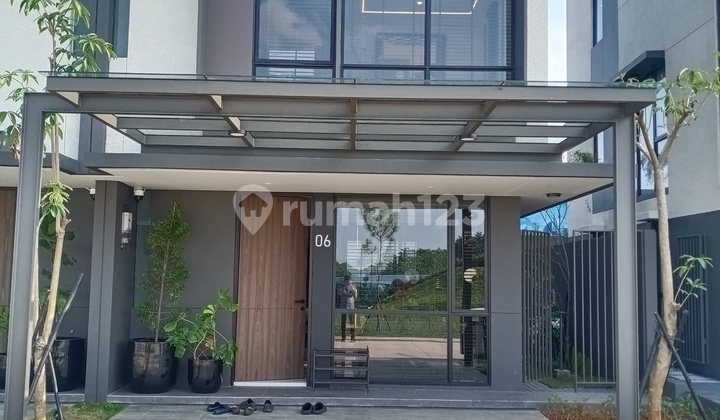 Rumah 2 Lantai Lippo Cikarang - Type G Gold Livin-Disain Terbaik DP Mulai 2,5% - NUP Open Now