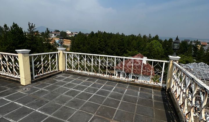 House for Sale Hook Affordable Price Strategic Location in Sentul City