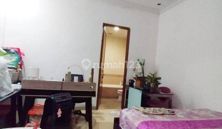 Dijual Bu Rumah 2 Lantai di Tebet Jakarta Selatan 2