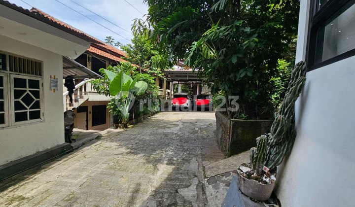 House and Boarding Houses a Step to Margonda Raya Depok 2