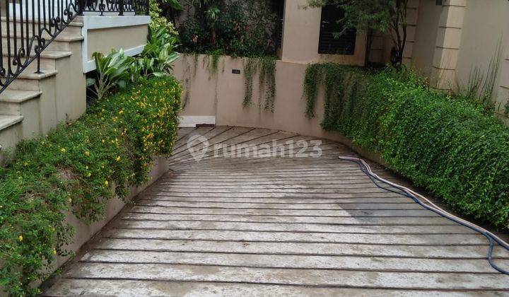 For rent! Rumah mewah di lokasi strategis tengah district elite di Senayan Jakarta selatan 3