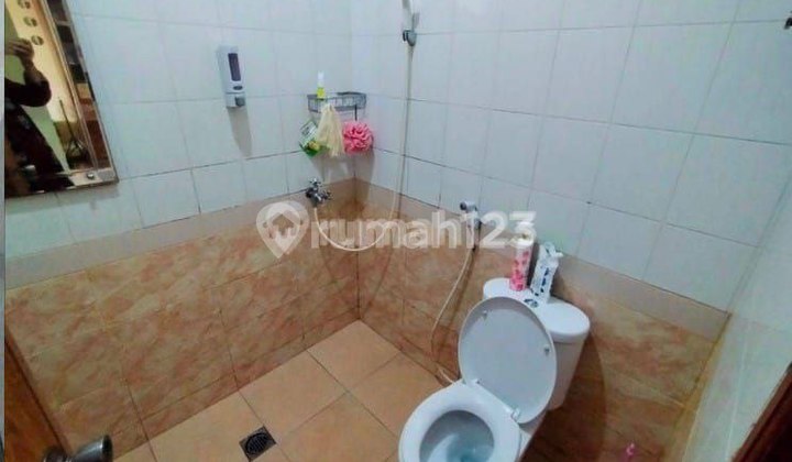 Rumah Bonus Paviliun Linkungan Asri Dan Tenang di Pesona Depok 2