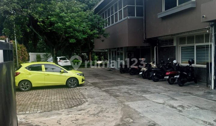2-Story Office House on the Main Roadside of Kebayoran Baru, South Jakarta