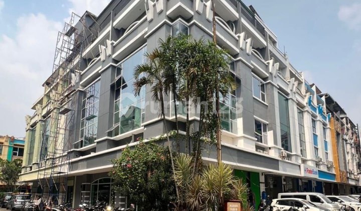 Ruko Gandeng di Duta Mas Fatmawati Jakarta Selatan