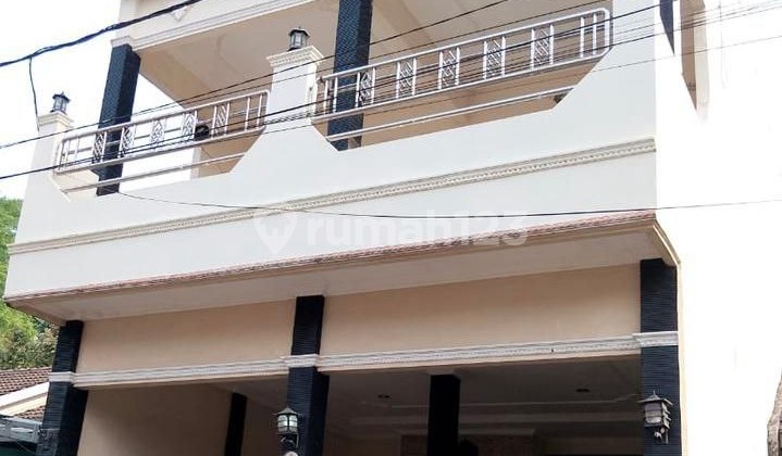 2 Story Semi Furnished House in The Groove Bogor Housing.