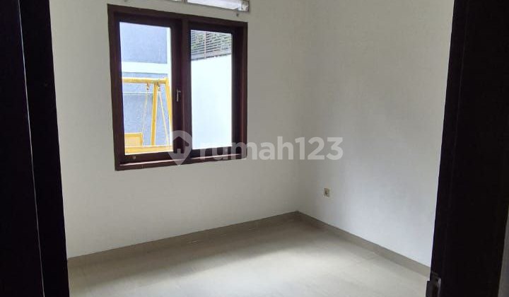 Rumah di Perumahan The Nature Kompleks Mutiara Sentul Bogor  2