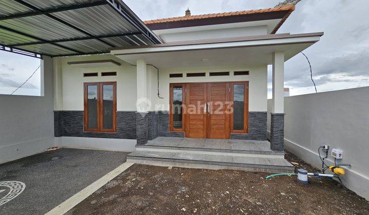 Rumah Minimalis Cantik Di Dekat Kota Tabanan 1