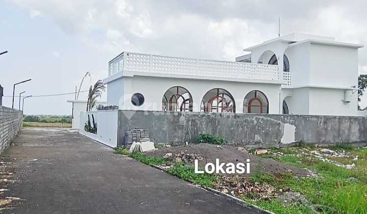 Premium Land in Villa Area Near the Beach in Tabanan Premium Land in Villa Area Near the Beach in Tabanan