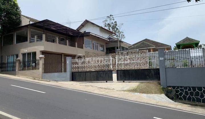 Gedung Usaha di Kolonel Masturi Raya
Cimahi 1900 m Hitung Tanah 2