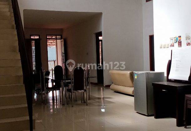 Rumah Pondok Hijau Raya Gegerkalong Strategis Ideal Utk Kantor Atau Komersial  2