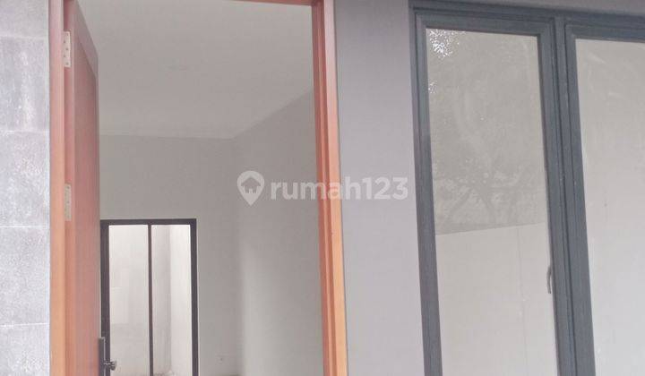 Jual Rumah Suryalaya Bandung Lokasi Strategis Desain Modern Minimalis  2