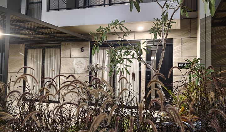 Rumah Villa Eksklusif Di Kbp - Pool Pribadi, Sewa Tinggi, Bisa Cicil Sendiri Dari Income