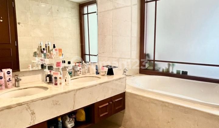 Apartemen Senopati Penthouse lt.17 fullfurnished 2