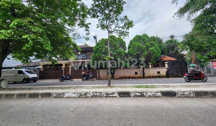 Rumah Pulo Gebang Permai Asri & Nyaman, Taman Luas