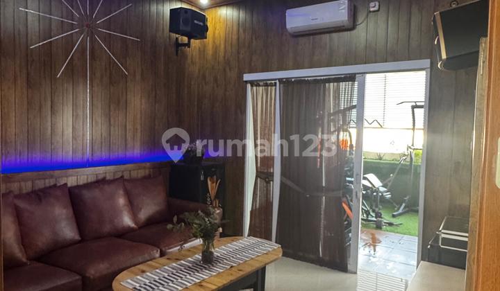 Rumah Mewah 2 Lt Jl. Malaka Jaya Utama 2