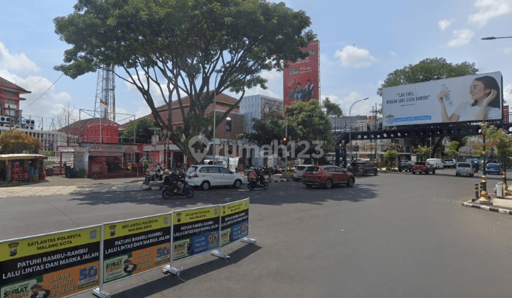 Ruko Di Kawasan Kayutangan Heritage, Kondisi Siap Pakai  2