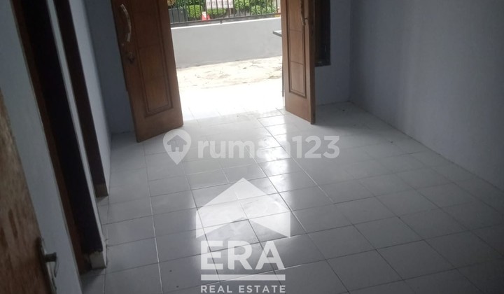 House for Sale in Mondoroko Housing, Near Singosari Market 2