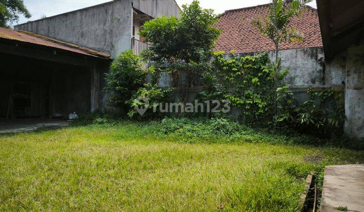 Dijual Rumah Tua hitung Tanah , Hoek di Paledang, Bogor, Jawa Barat