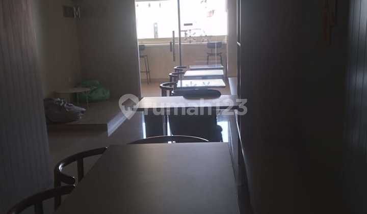 For Rent: Sumur Batu Street Shop, 3 floors, Kemayoran, Central Jakarta For Rent: Sumur Batu Street Shop, 3 floors, Kemayoran, Central Jakarta