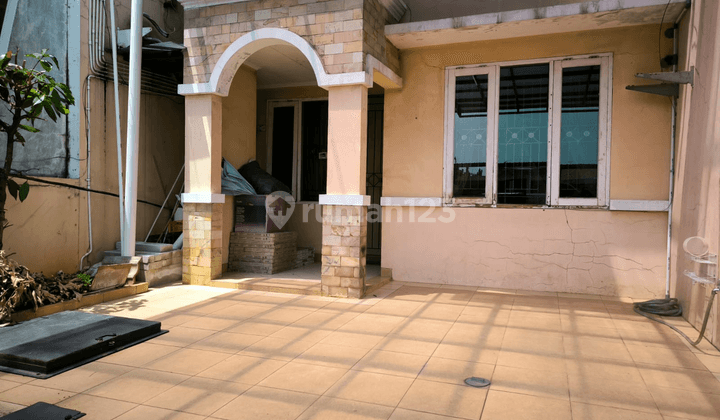 Dijual Rumah 2 Lantai di Gading Arcadia 2