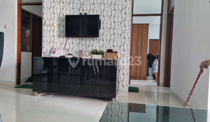 Dijual Apartemen 2BR, di Cempaka Mas, jakarta pusat