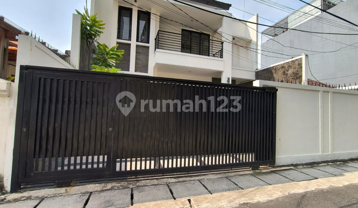For Sale Nice House in Menteng, Central Jakarta