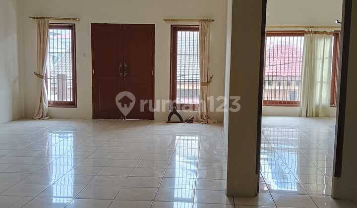 For Rent Ready-to-Occupy House in Walikota Complex, Kelapa Gading, North Jakarta