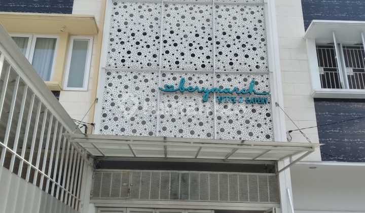 For Rent: Sumur Batu Street Shop, 3 floors, Kemayoran, Central Jakarta For Rent: Sumur Batu Street Shop, 3 floors, Kemayoran, Central Jakarta
