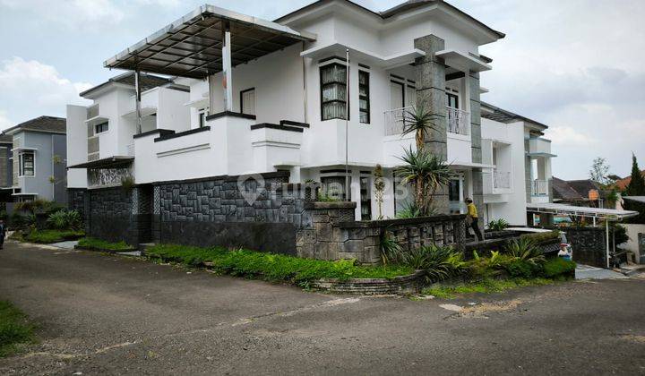 Dijual Rumah Mewah 2 Unit Jadi Satu di Cipanas, Puncak, Kab, Bogor 1