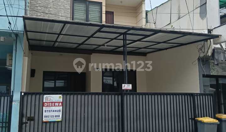 Disewa Rumah di Belakang Mall Kelapa Gading,Jakarta Utara