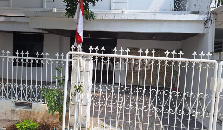 For Sale House in Janur Indah Kelapa Gading, North Jakarta