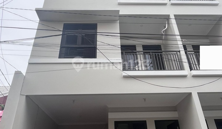 1513 Rumah Baru Tanjung Duren