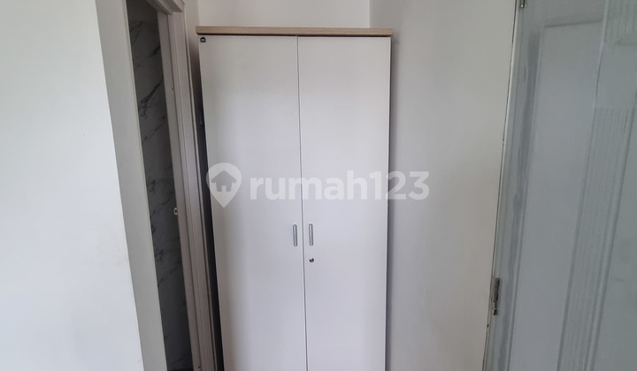 1999 Kos di Graha Raya Dekat Alsut 1999 Kos di Graha Raya Dekat Alsut